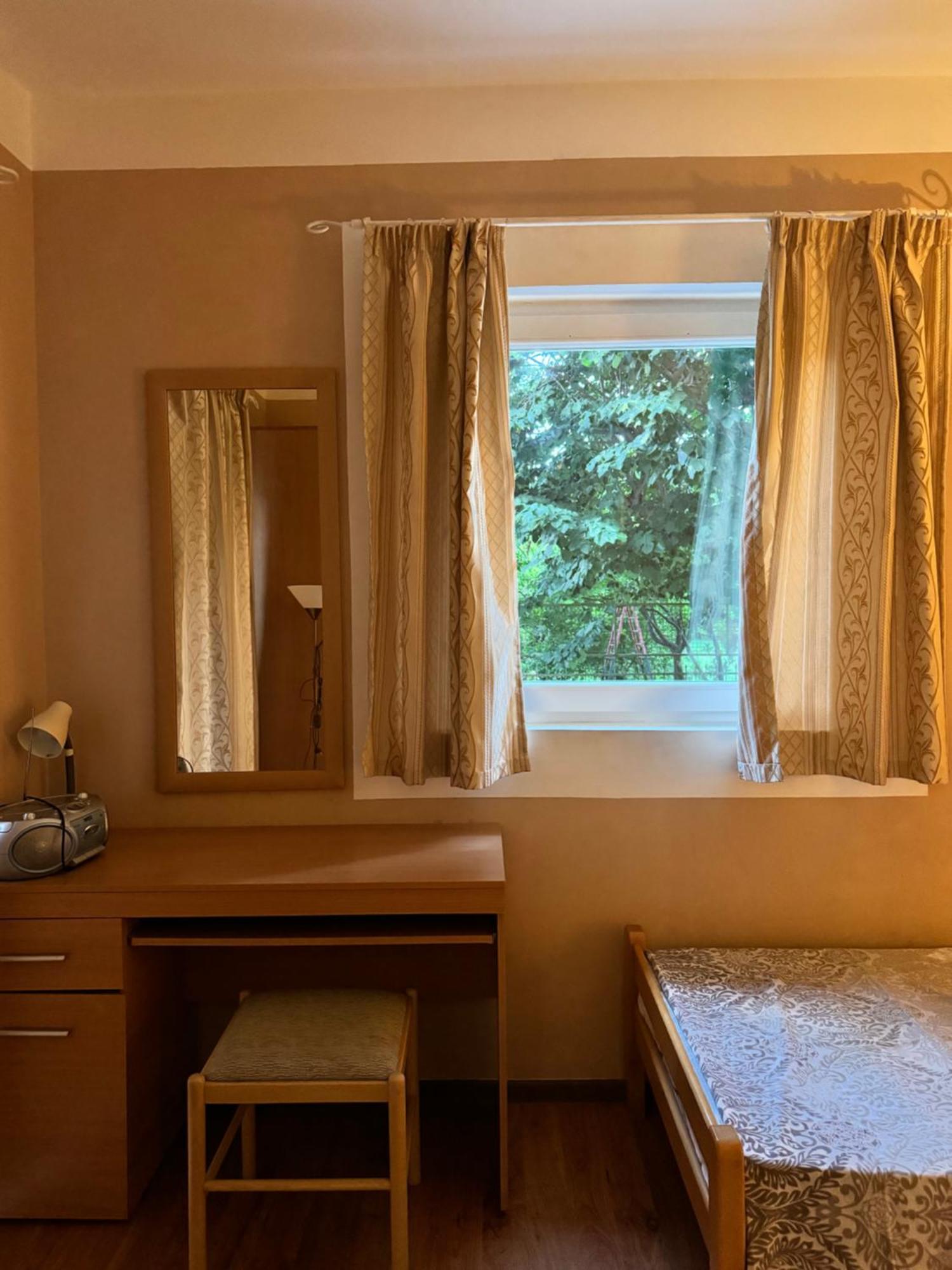 Carine Garden Apartment Risan Bagian luar foto